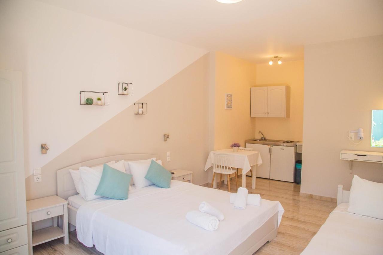 Theodora Rooms Poros Town Exterior photo